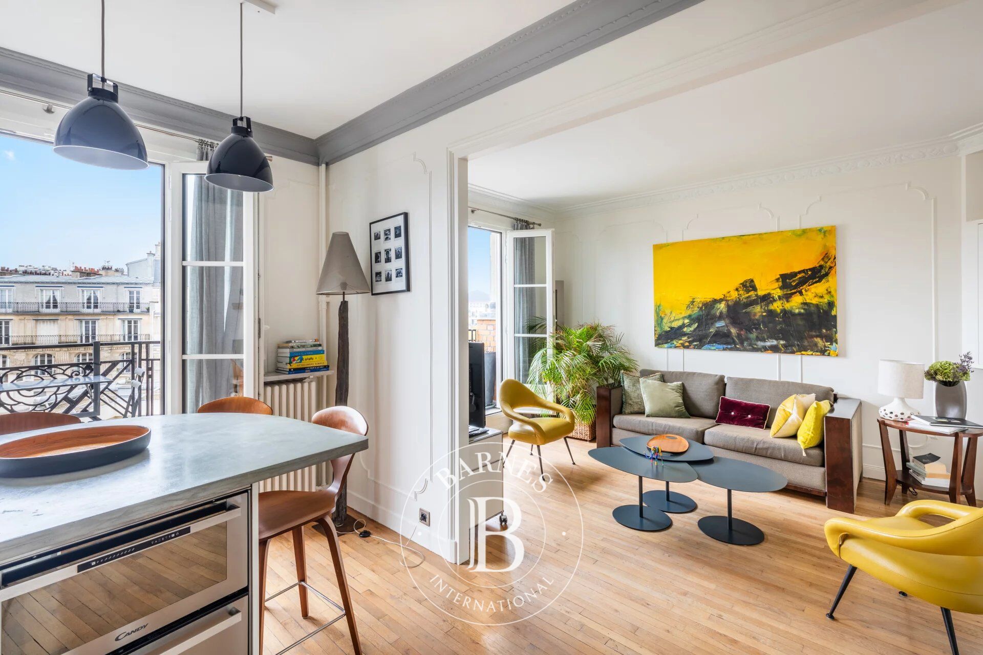 Place Daumesnil - 7ème étage avec ascenseur - Balcons - picture 3