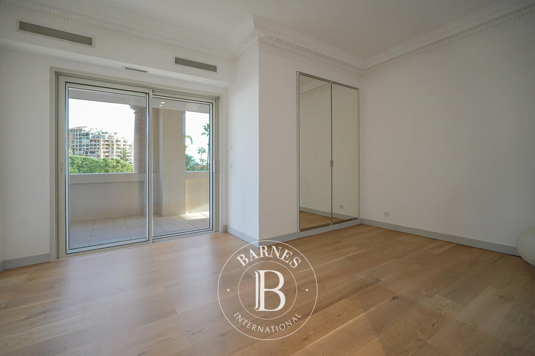 Daire Monaco - picture 8