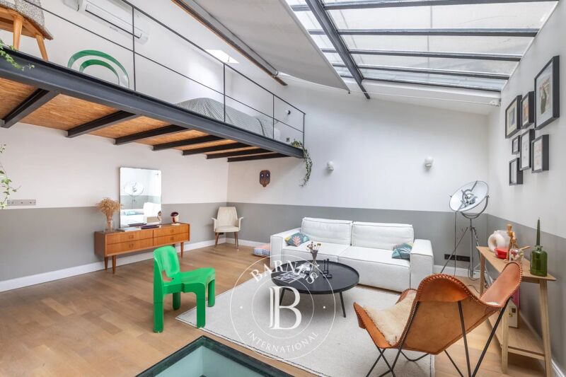 For Sale Townhouse | Paris 18ème - picture 1