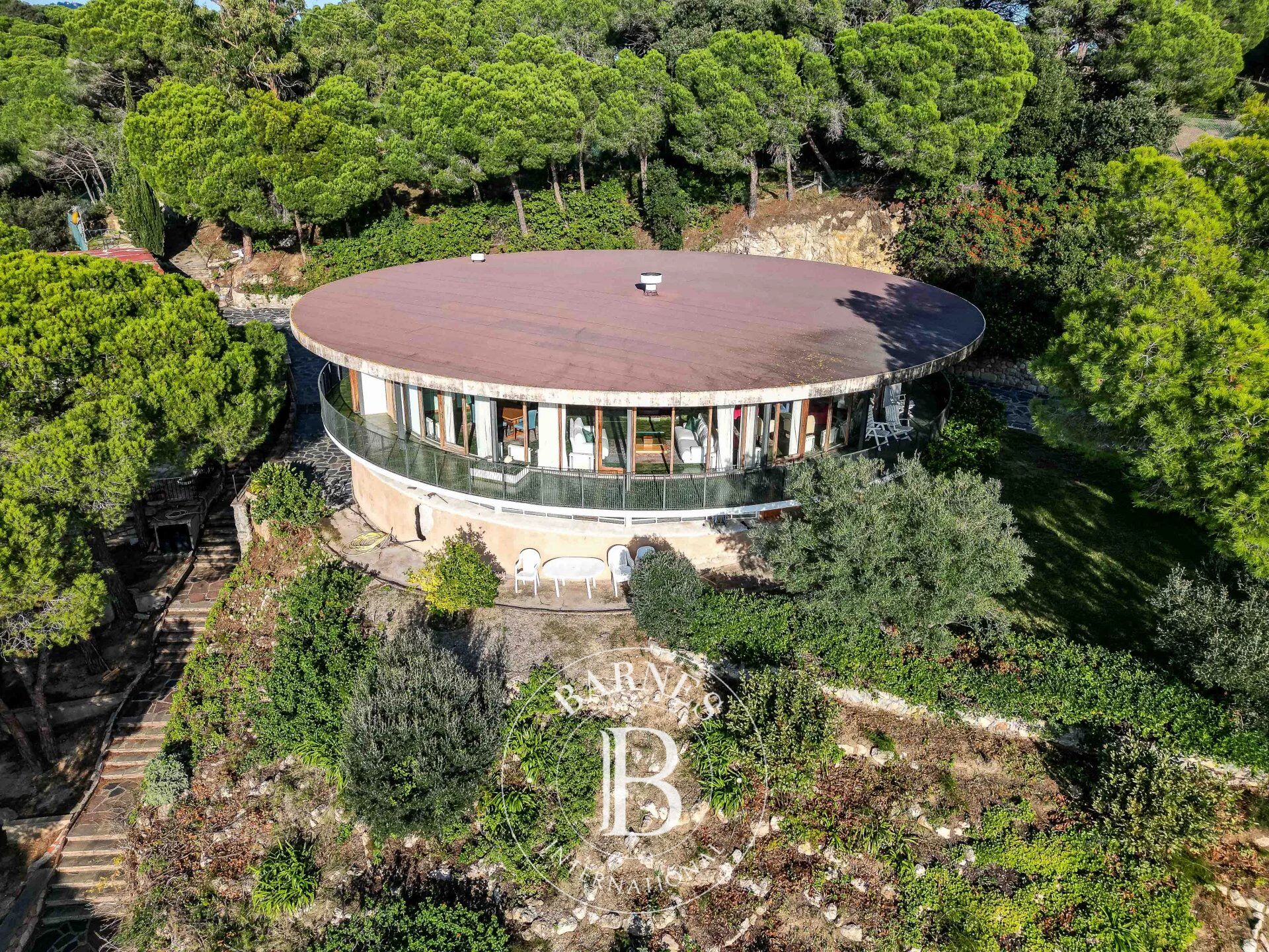 Propiedad única con vistas panorámicas en Sant Pol de Mar, Barcelona - picture 2