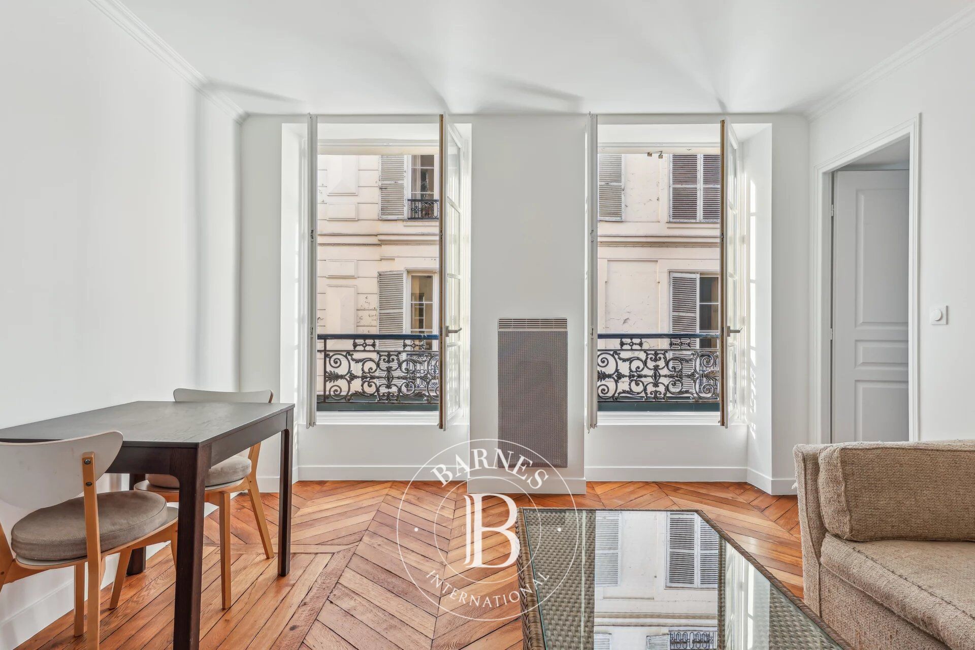 Exclusive - Paris 6 - Bonaparte - Excellent condition - Charming - picture 3