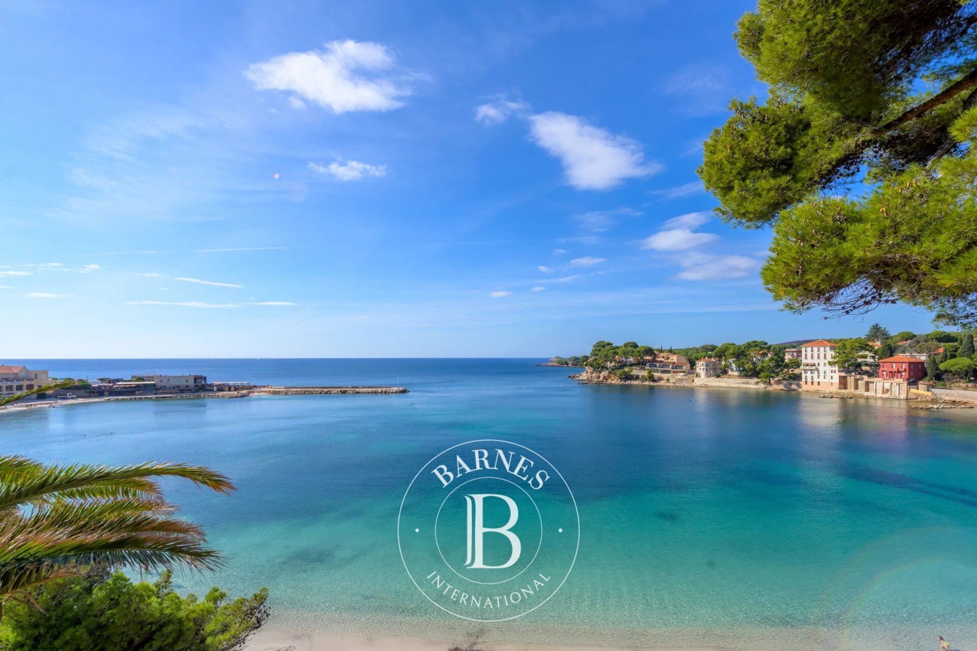 Villa Bandol - picture 1