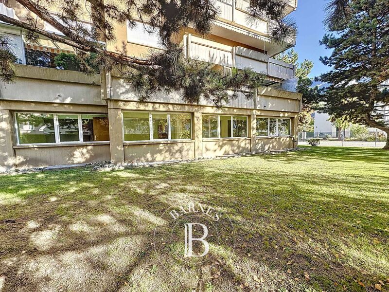 Venta, Comercio Martigny - picture 2