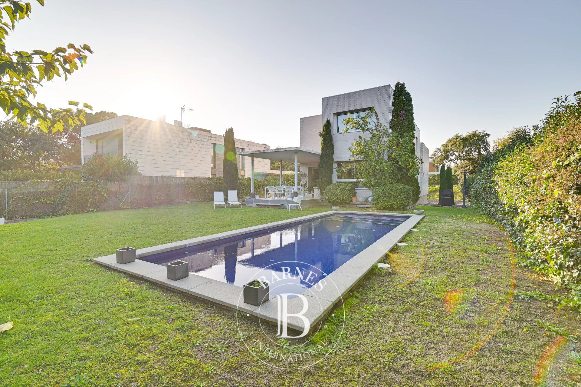 Casa exclusiva en Girona - picture 2