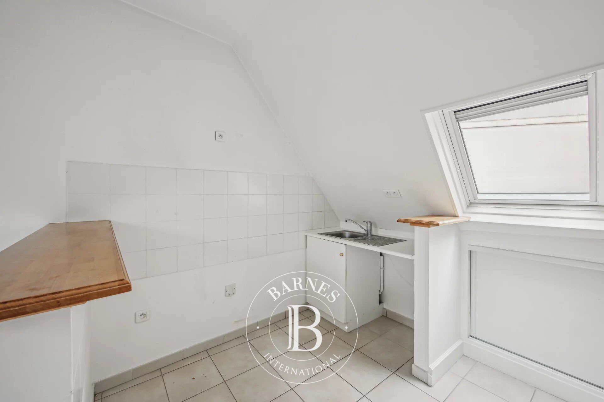 Piso Paris 6ème - picture 2