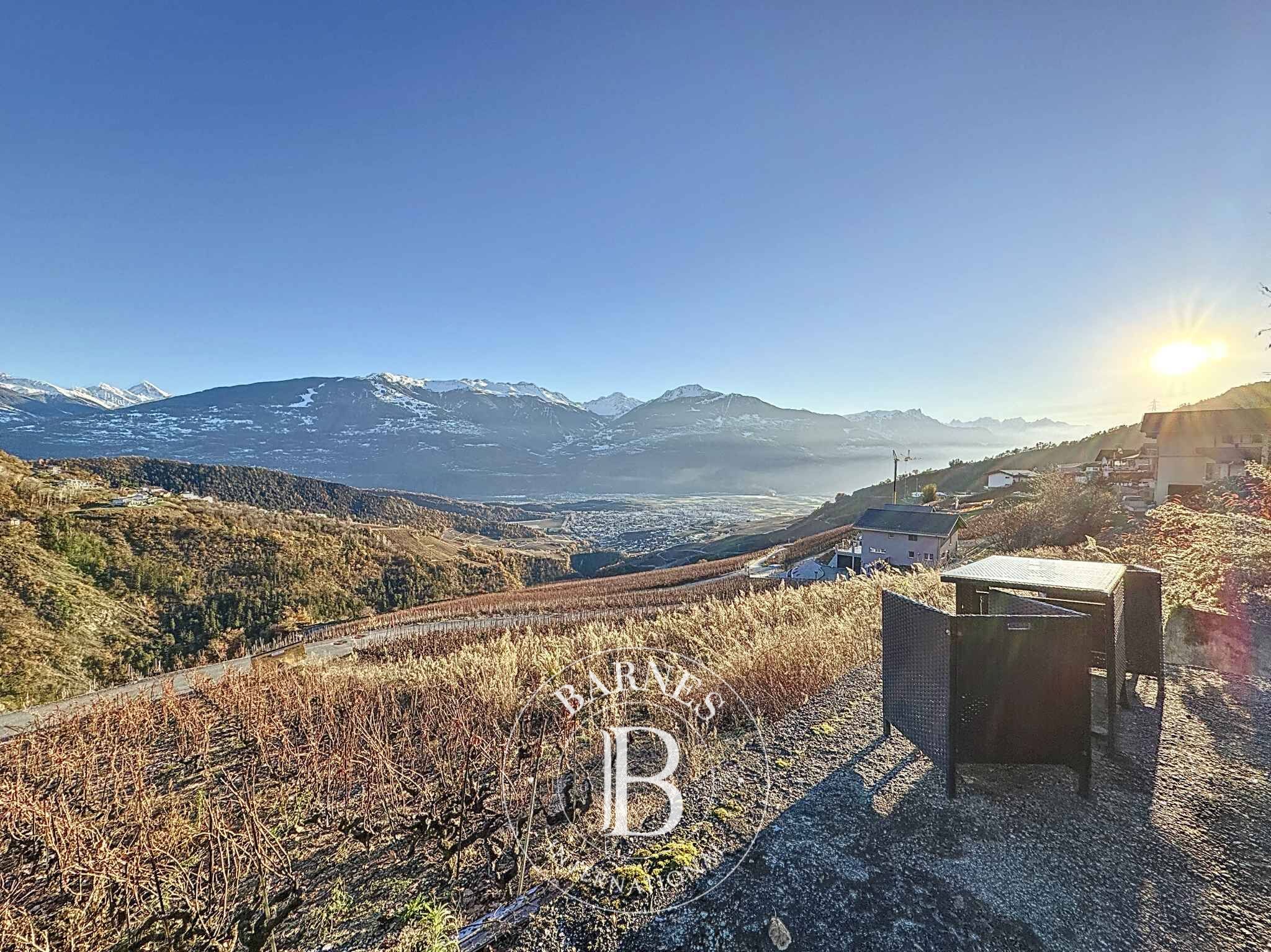 Coup de cœur I Maison de village avec guérite aménagée  - picture 1