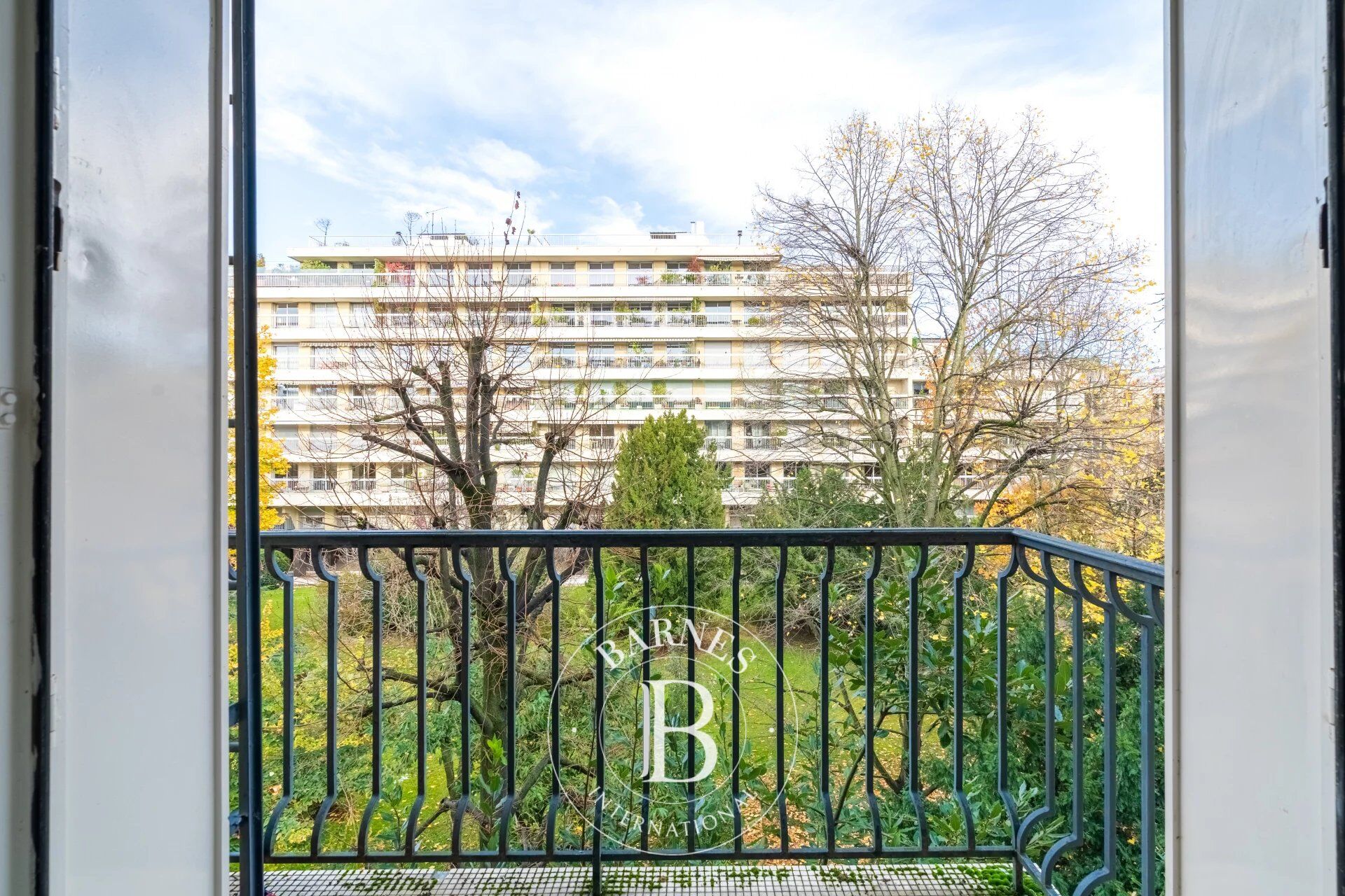 For Sale Apartment | Neuilly-sur-Seine - picture 9