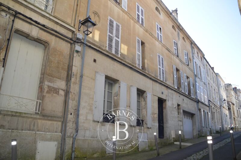 Venta, Palacete Niort - picture 2