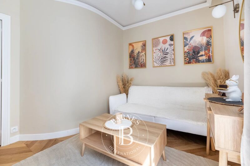 For Rent Apartment | Paris 4ème - picture 2