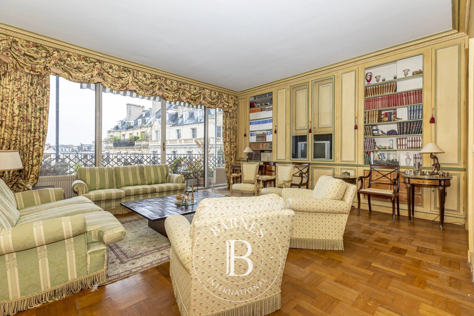 Paris 16 - Bien sous offre acceptée - OCDE - Vue dégagée - Appartement familial 3 chambres - picture 3