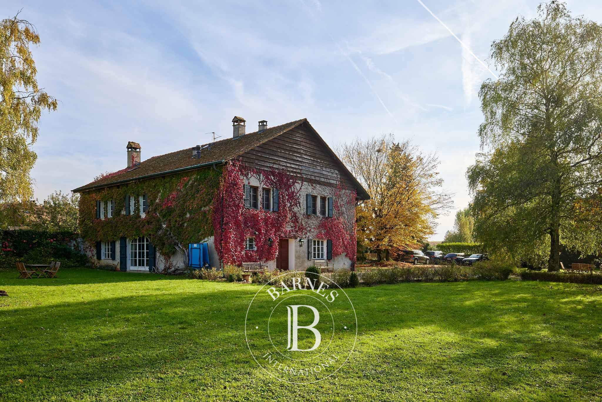 ELEGANTE PROPRIÉTÉ DE CAMPAGNE - picture 2