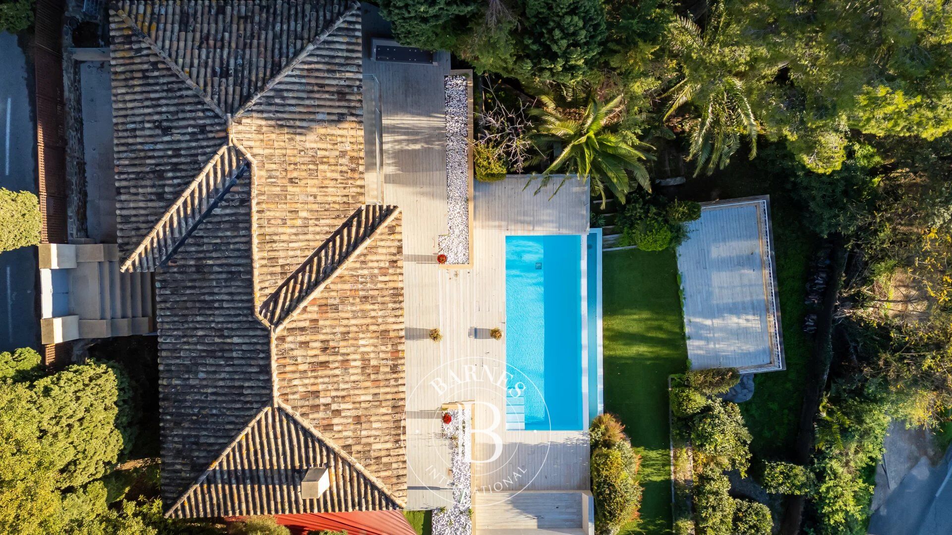 Rayol-Canadel - Contemporary villa with exceptional sea view and infinity pool - picture 2