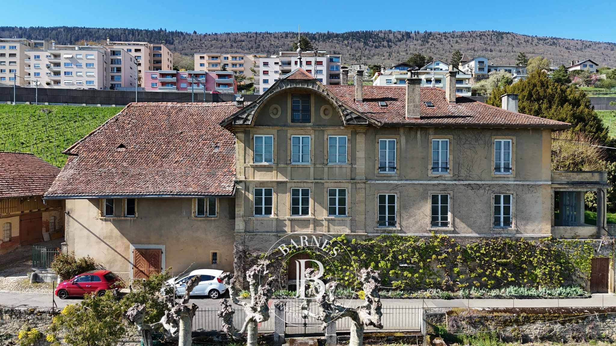 Finca Hauterive NE - picture 1