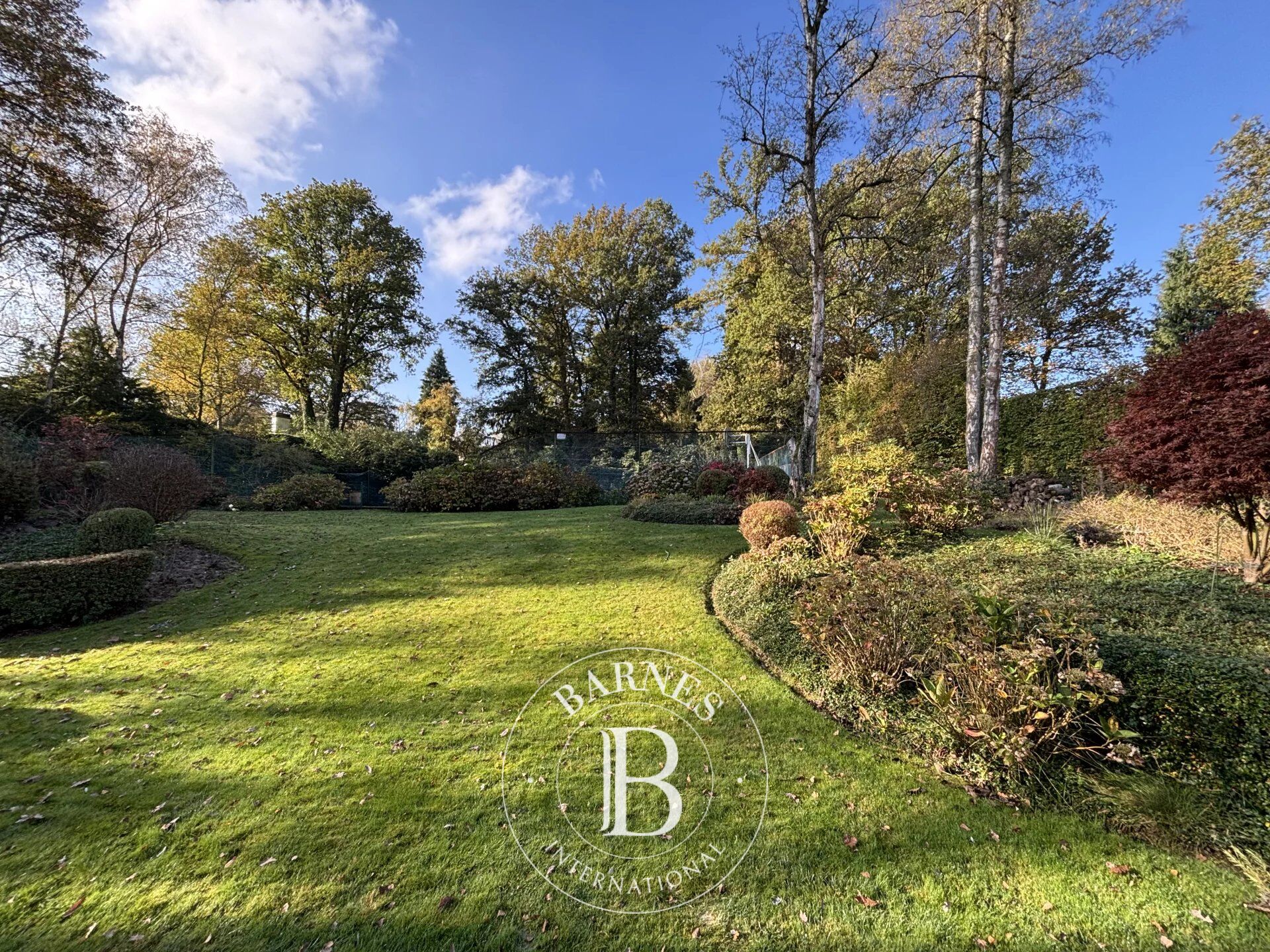 Woluwe Saint-Pierre - grande villa tennis et piscine - picture 2