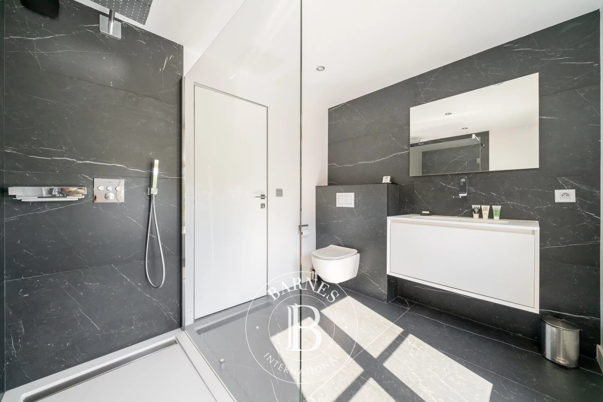 Villa Le Cannet - picture 25