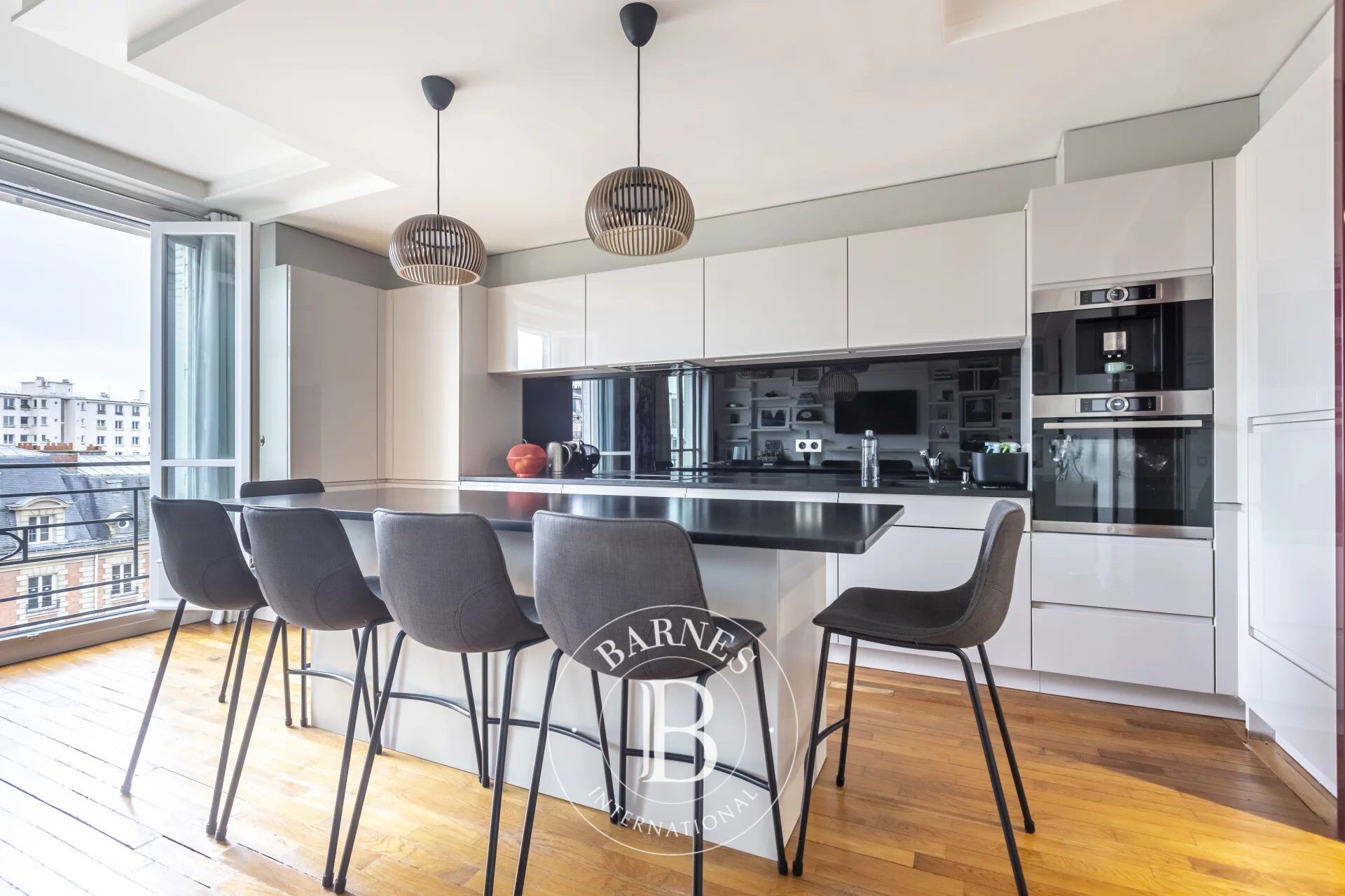 AUTEUIL SUD - APPARTEMENT FAMILIAL -  3 CHAMBRES - picture 3