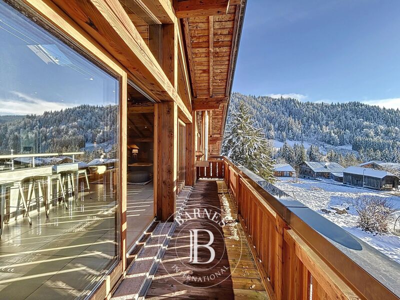 Les Gets - Appartement T5 de 201 m² de surface totale (137,29 m² loi Carrez) - 4 Chambres - 4 salles de bains - Secteur Perrières