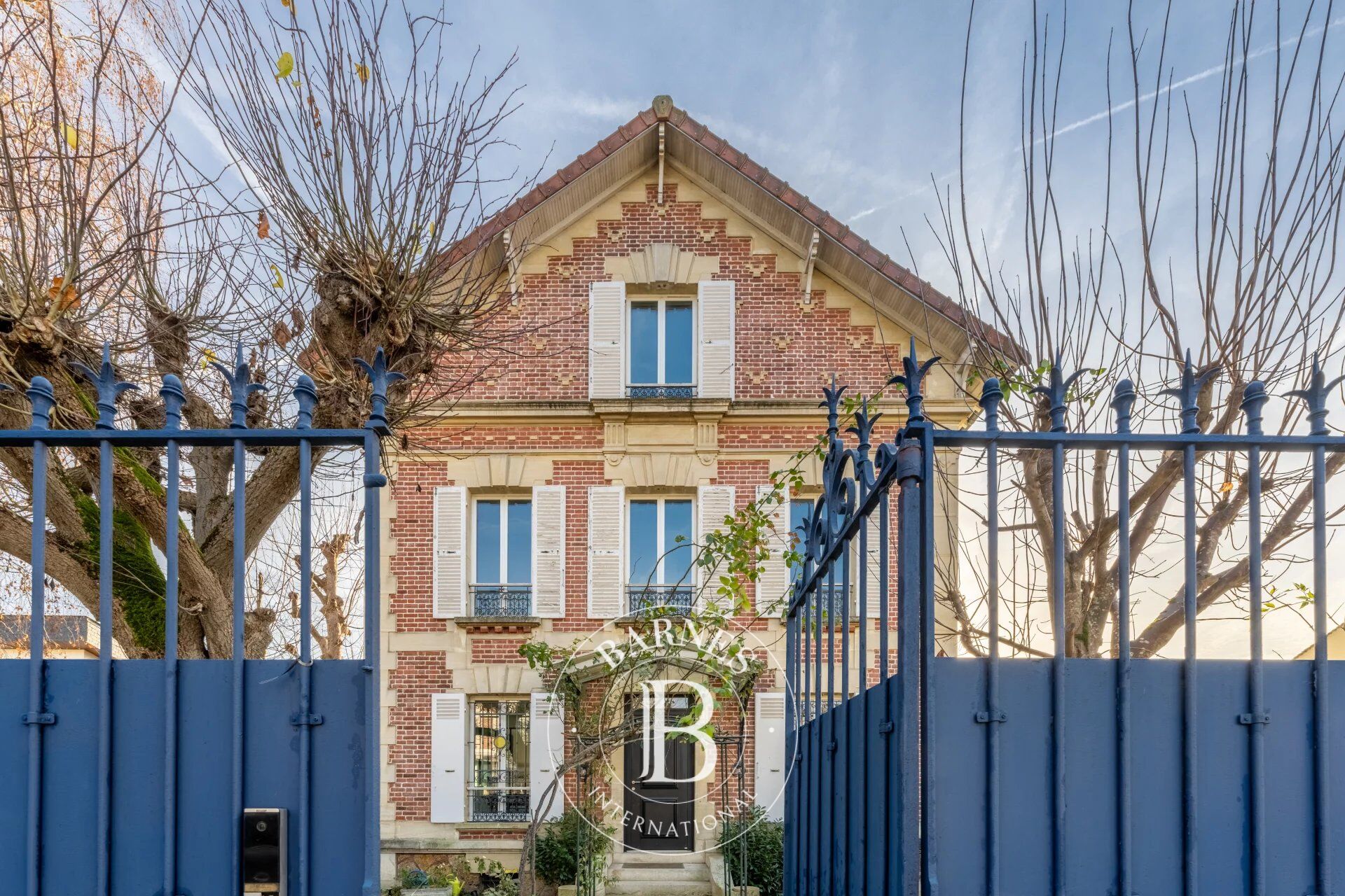 Le Mesnil-le-Roi  proche de Saint-Germain-en-Laye et Maisons-Laffitte - Maison de charme rénovée - 5 Chambres - picture 1