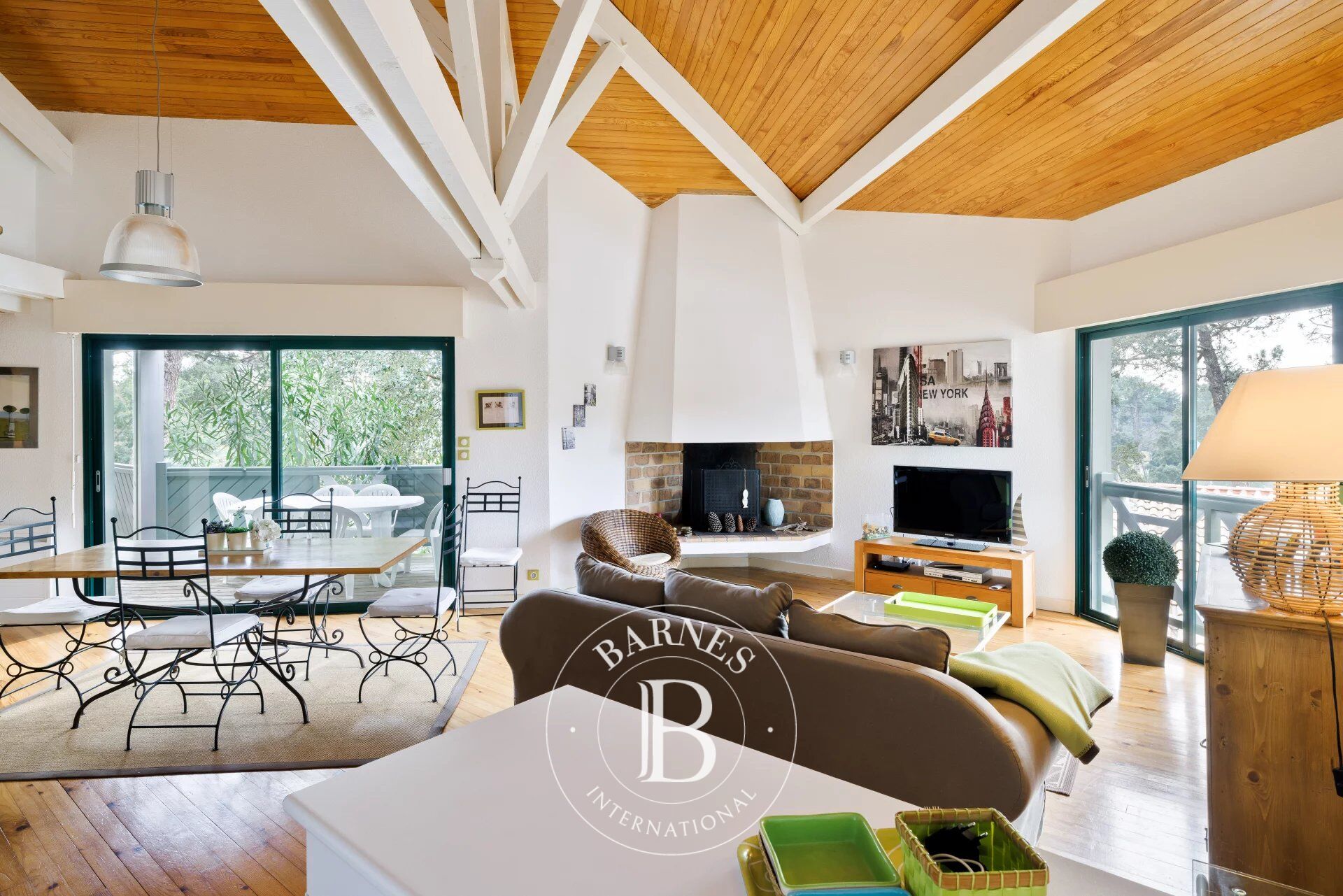 SEIGNOSSE, VILLA SOBRE EL GOLF - picture 3