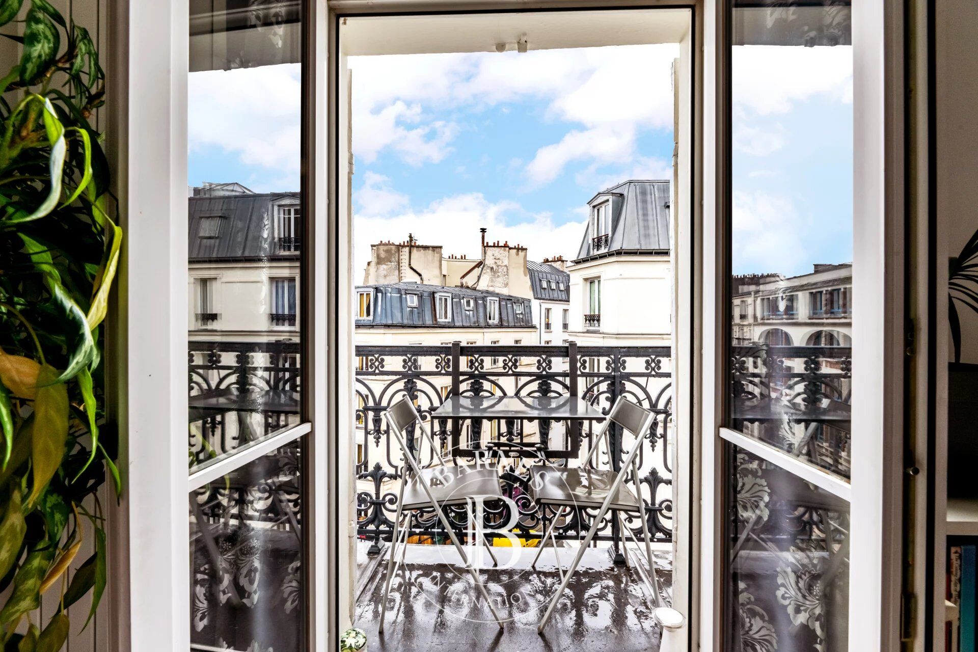 Piso Paris 18ème - picture 2