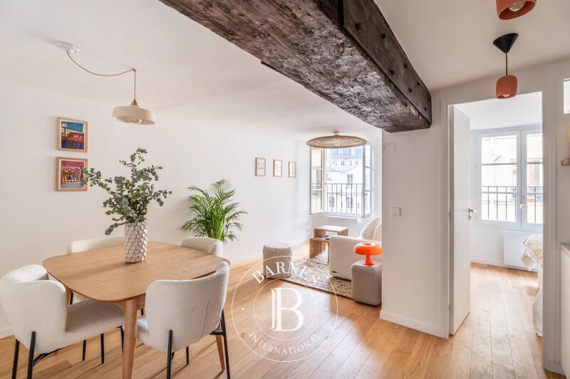 Apartment for sale - Paris 3 - Rue Charlot - Private mansion - Fully renovated and furnished