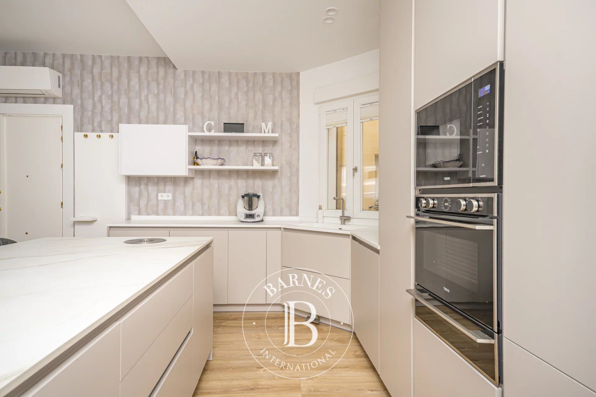 Daire Madrid - picture 26