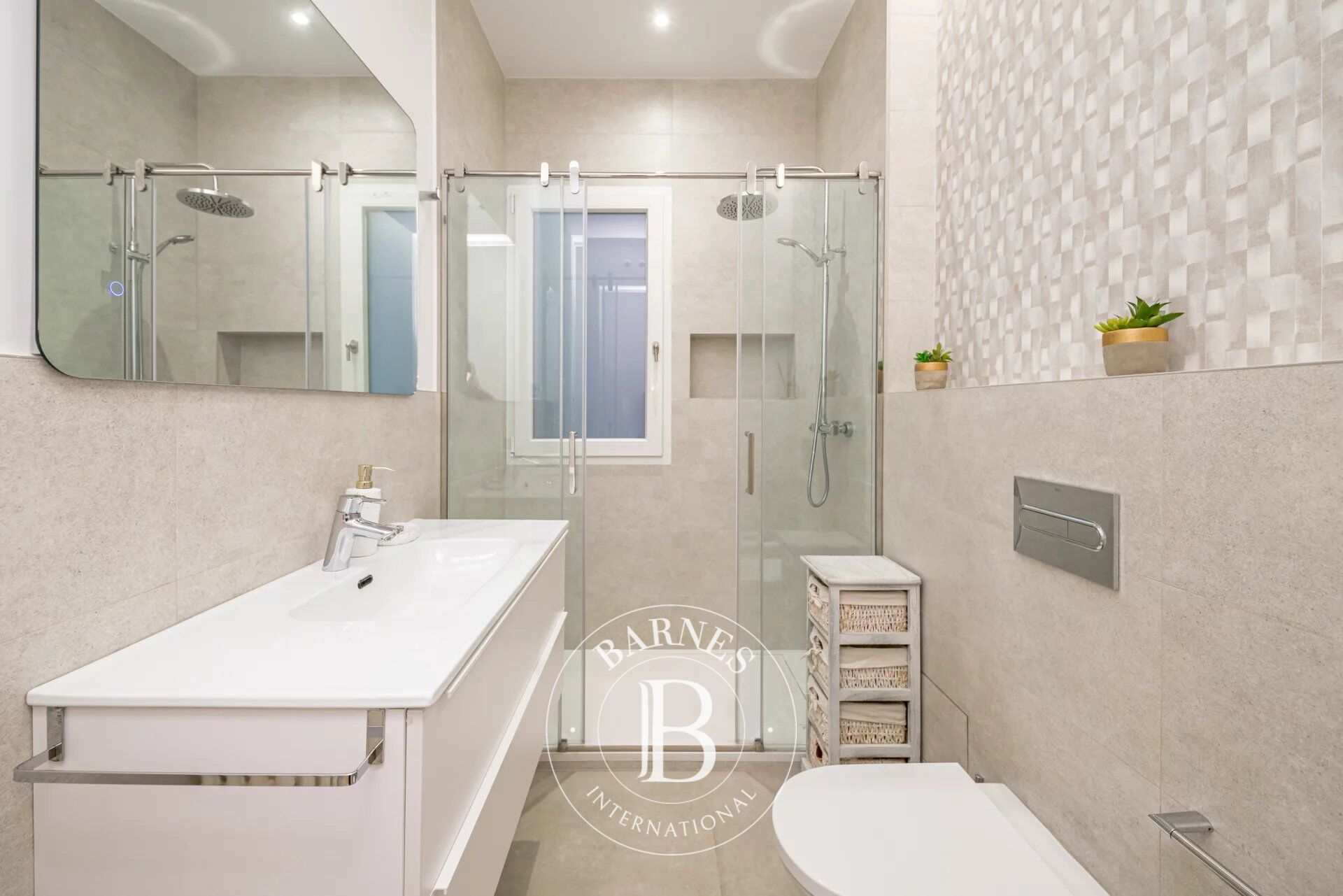 Daire Madrid - picture 17