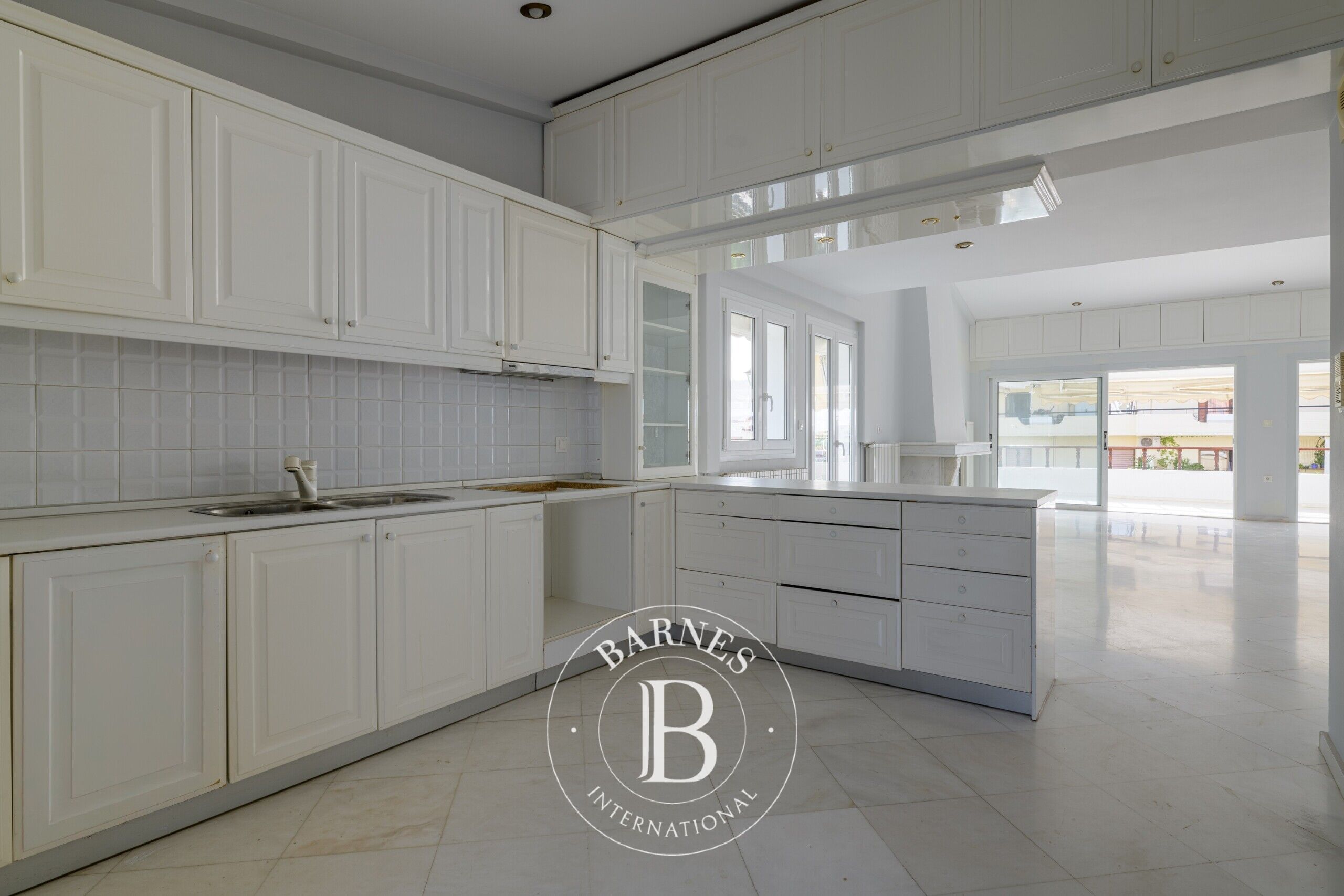 Daire Glyfada - picture 4