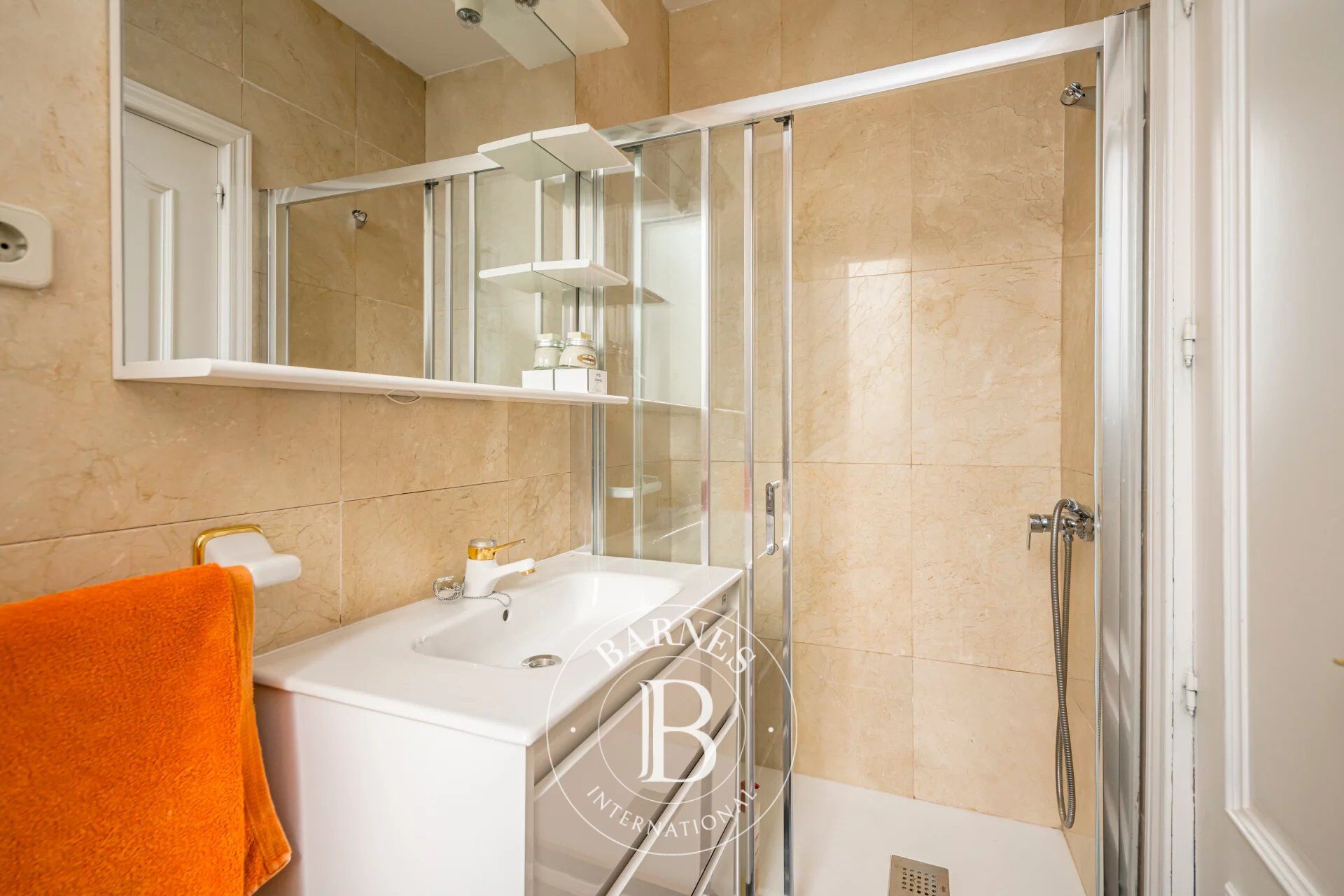 Daire Madrid - picture 17