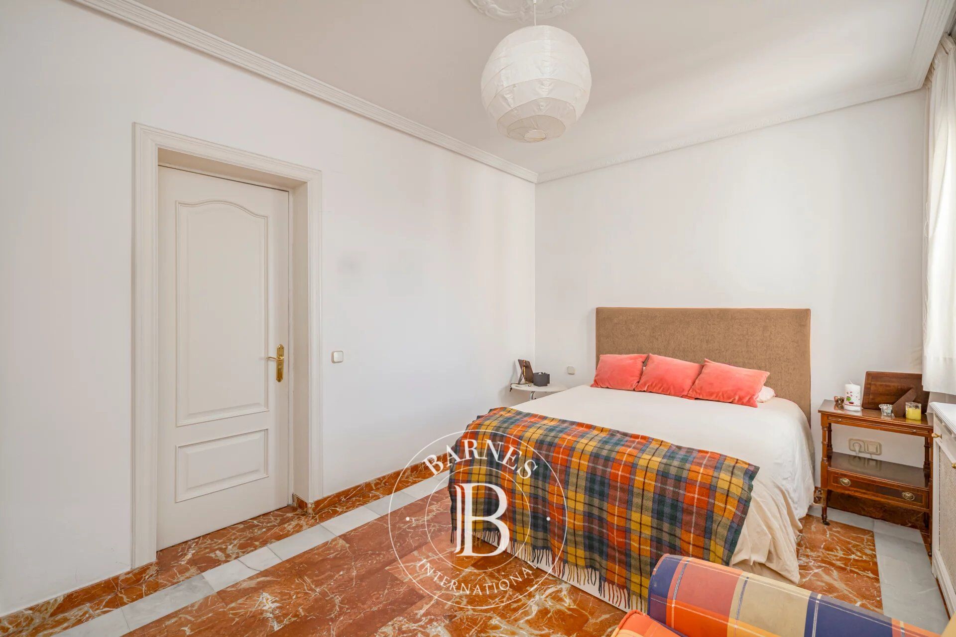 Daire Madrid - picture 7