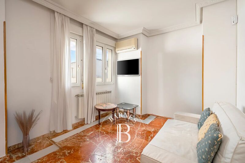 Madrid – Salamanca – Renovierungsbedürftige Wohnung in Recoletos