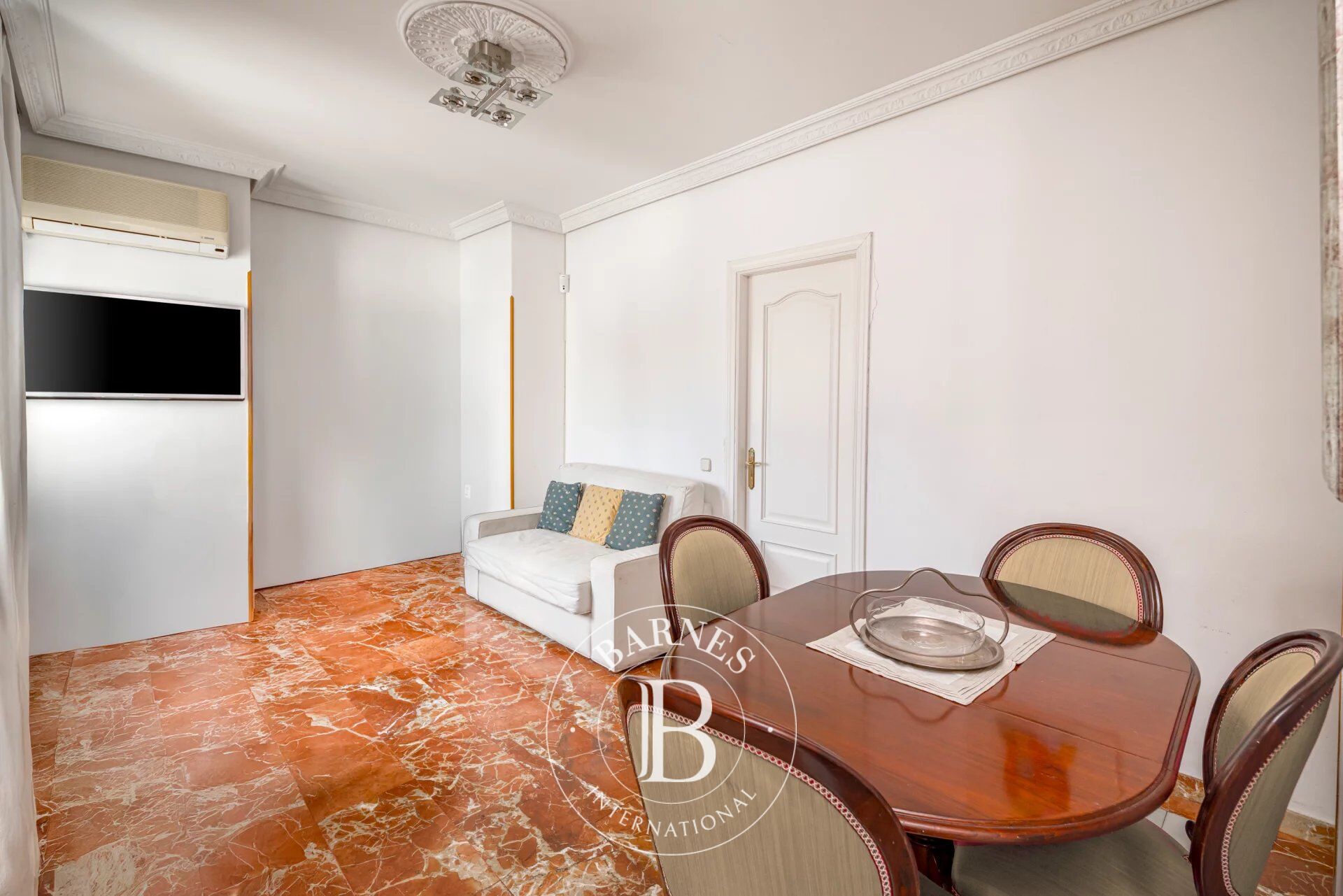 Daire Madrid - picture 4