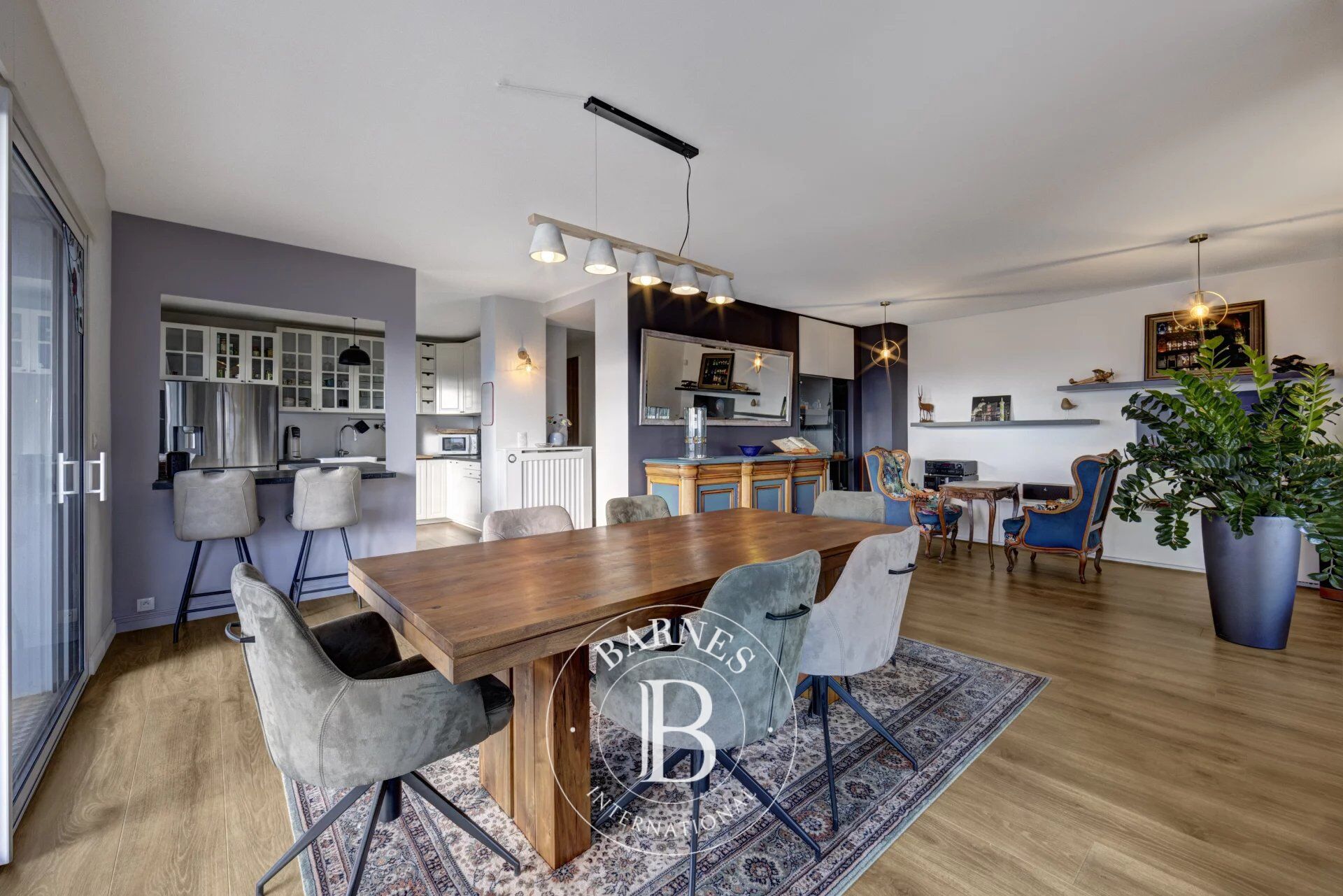 BARNES ANNECY – Annecy-le-Vieux – 7 Rooms + Terrace with Lake and Mountain Views - picture 2