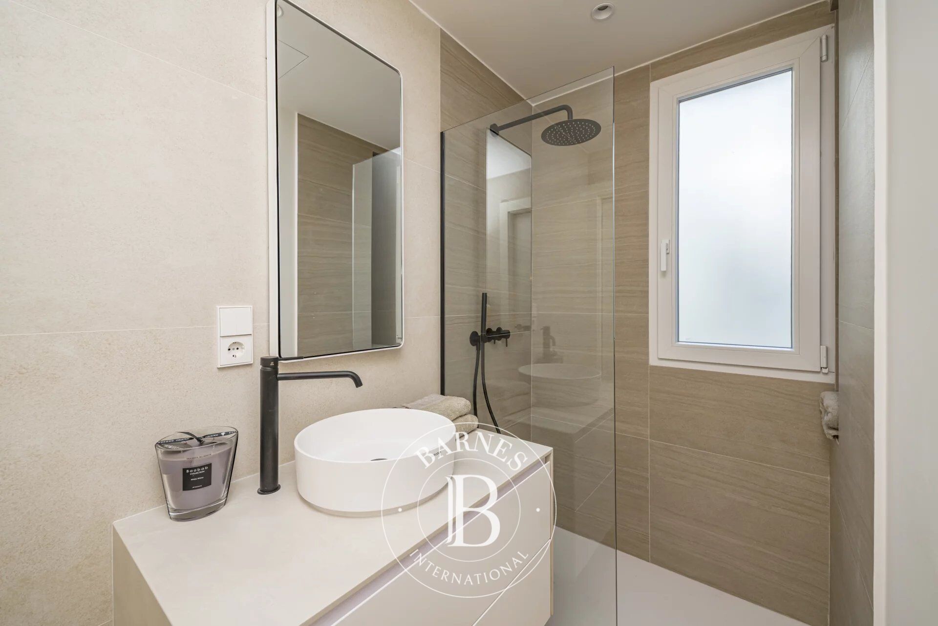 Daire Madrid - picture 19