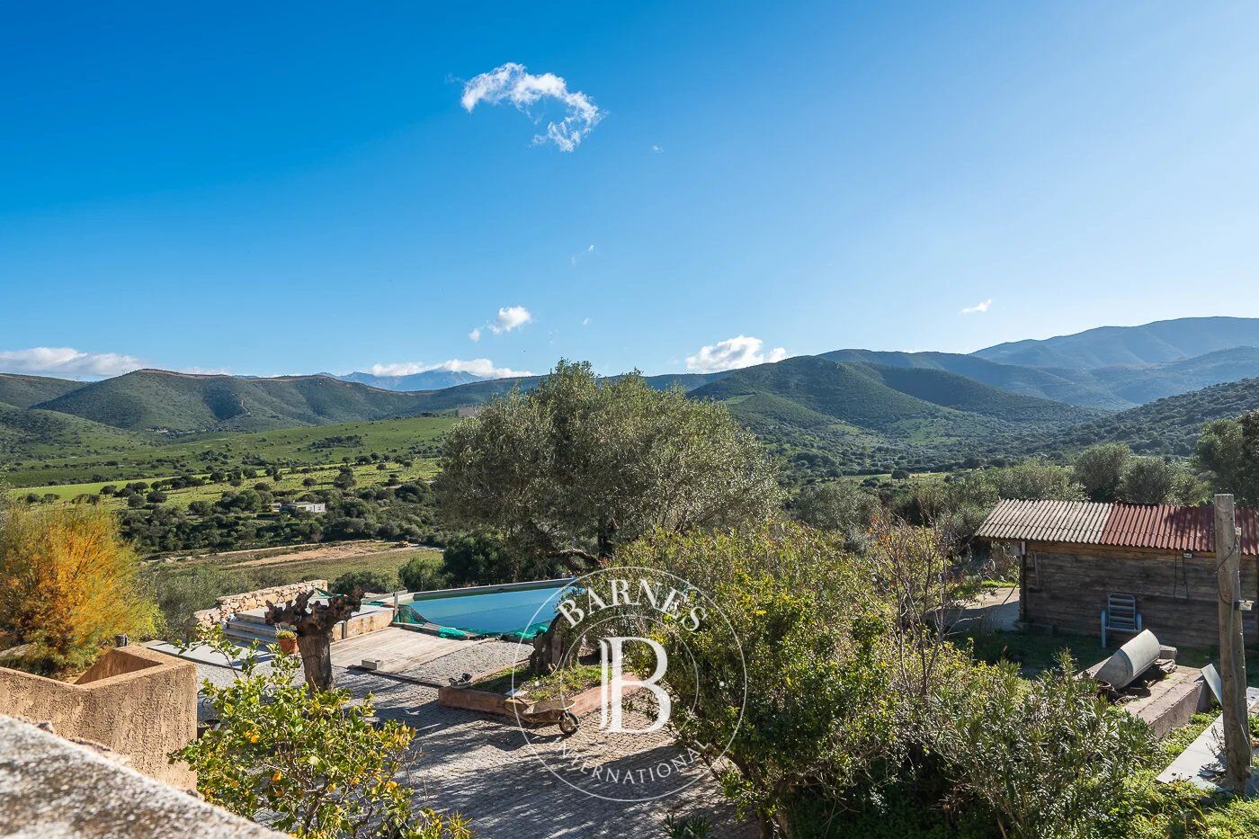 Palasca. Property. 5 Bedrooms. Pool. Panoramic Views of Countryside and Mountains - picture 3