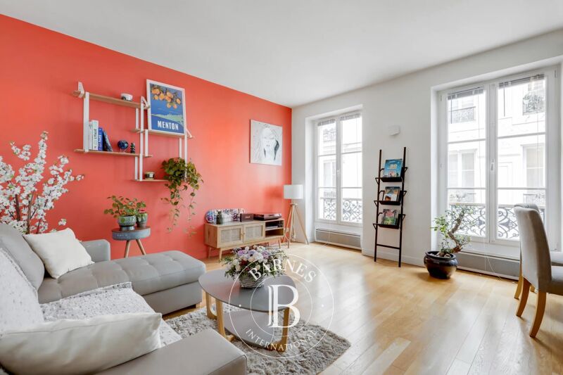 Paris 7 - Rapp - Deux chambres - Environnement calme.