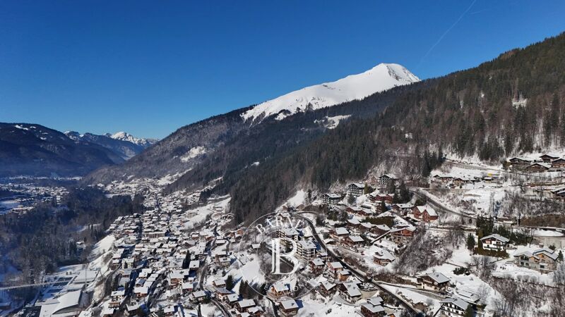 Morzine - Terrain constructible de 1472 m² - Route d’Avoriaz - Exposé Sud-Ouest