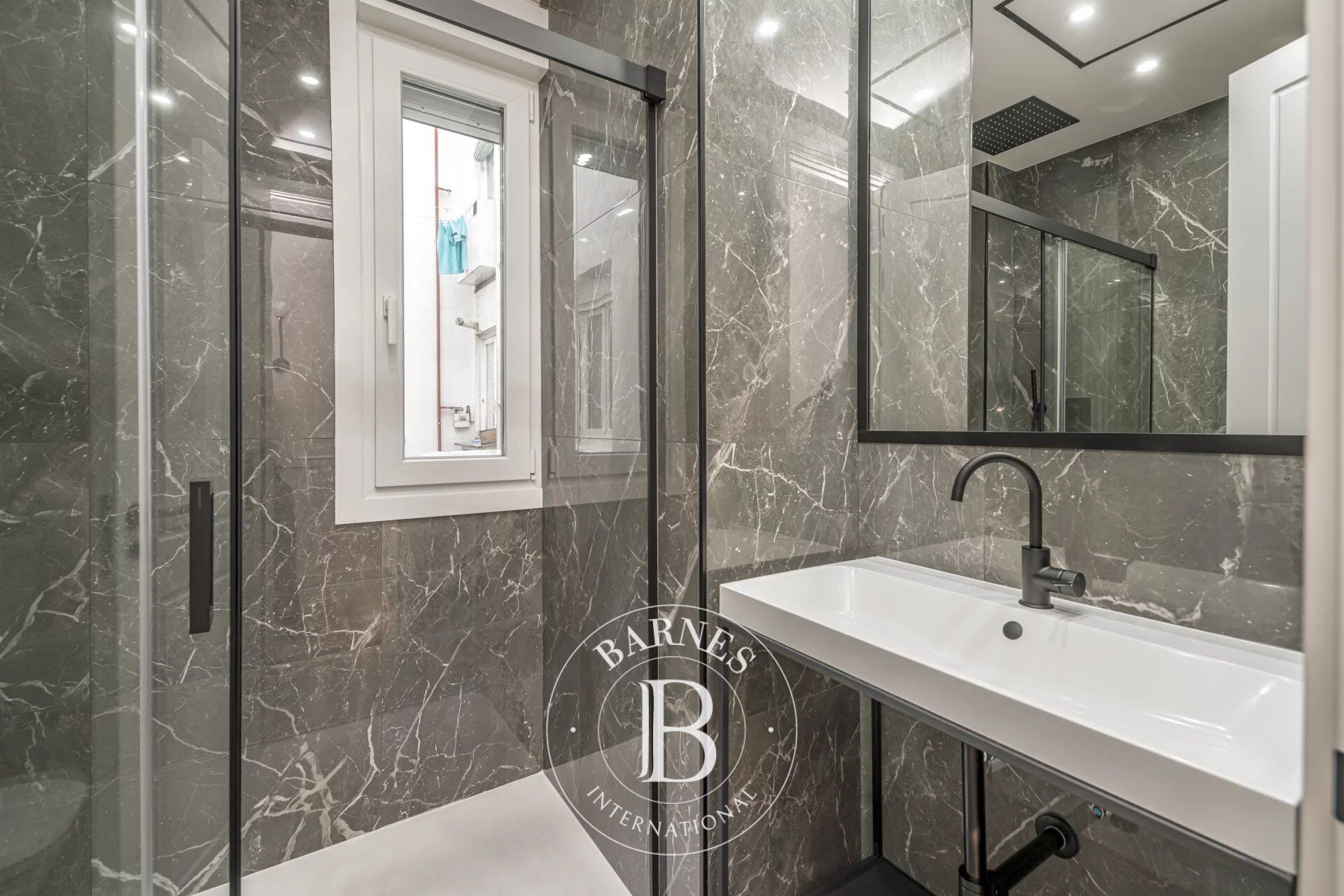 Daire Madrid - picture 22