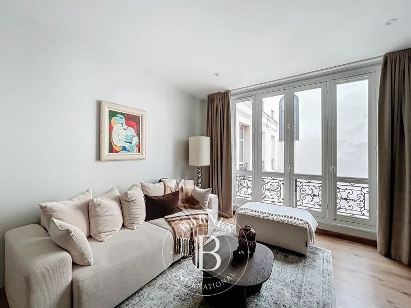 The BARNES Rental department is presenting this property: