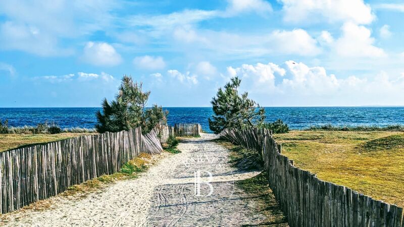 Venta, Casa Carnac - picture 1