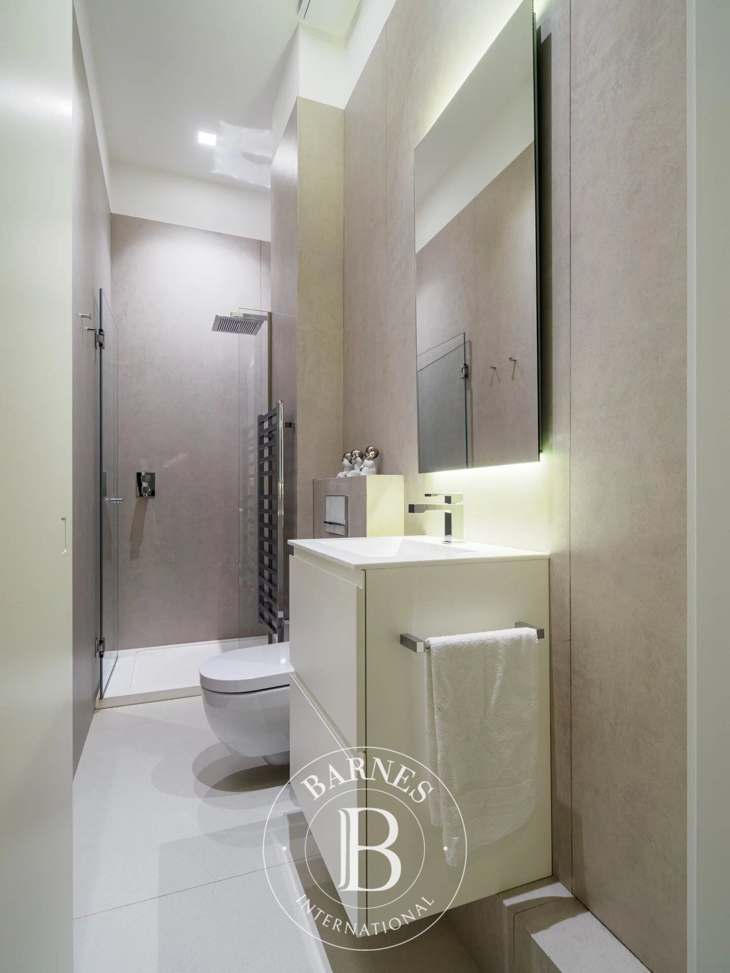 Daire Madrid - picture 15