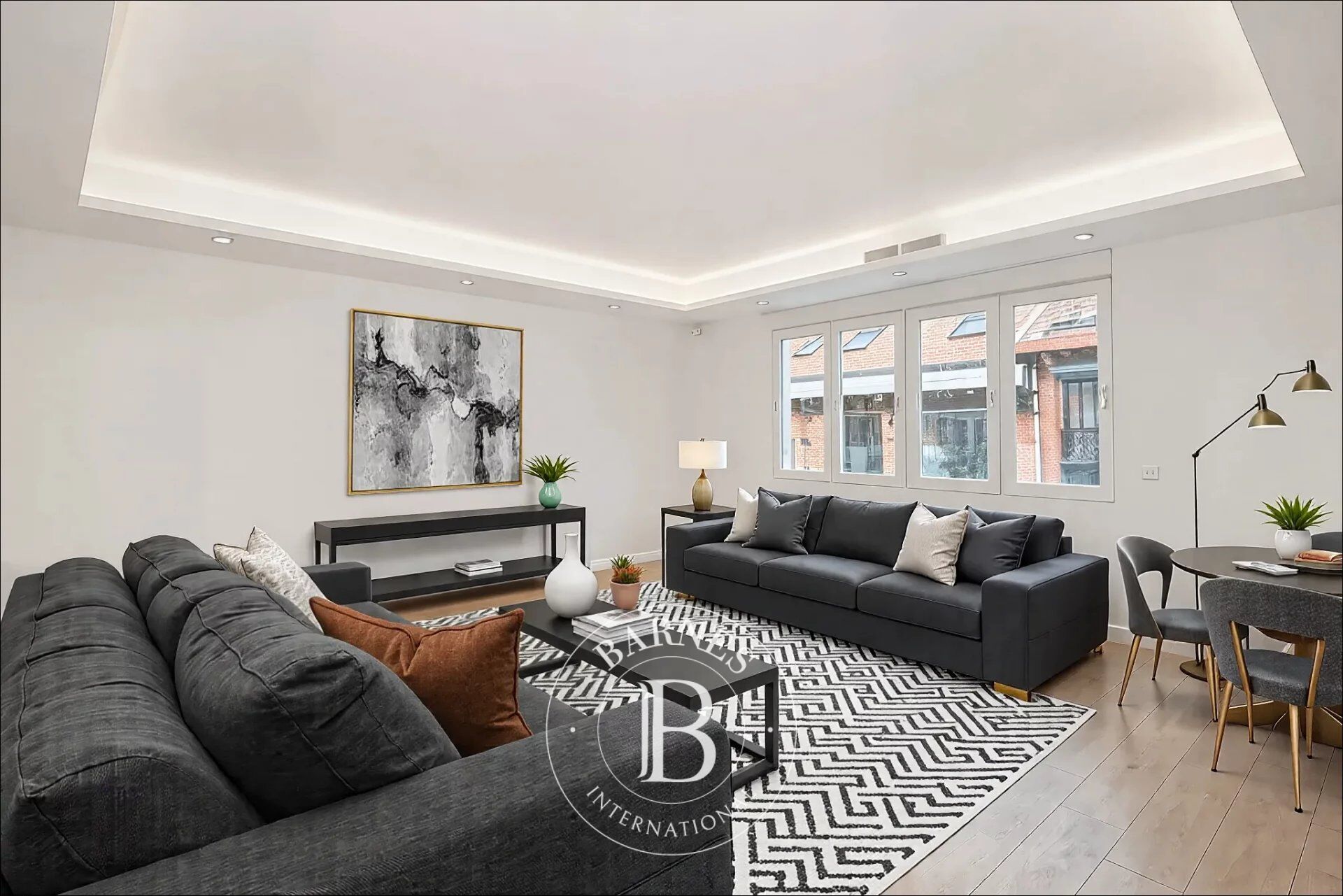 Madrid – Retiro – Spectacular Renovated Apartment - picture 3