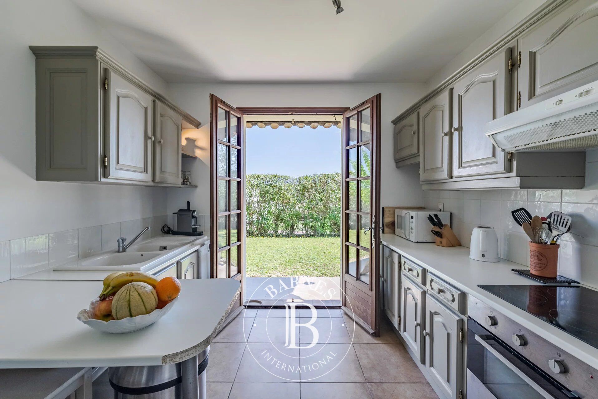 Villa Valbonne - picture 9