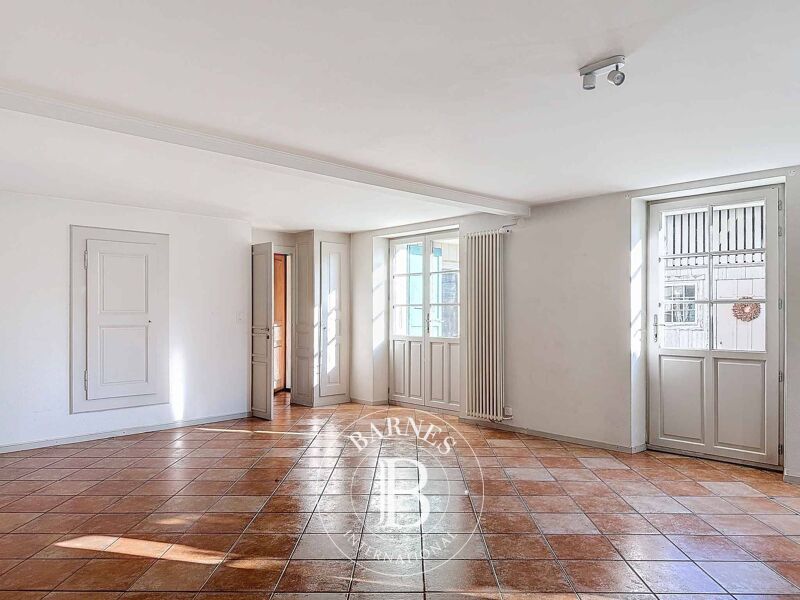 Venta, Villa Céligny - picture 3