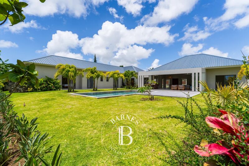 For Rent, Villa Piton - picture 2