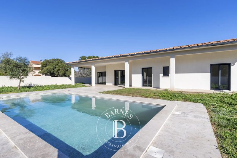 Venta, Casa Solaro - picture 1