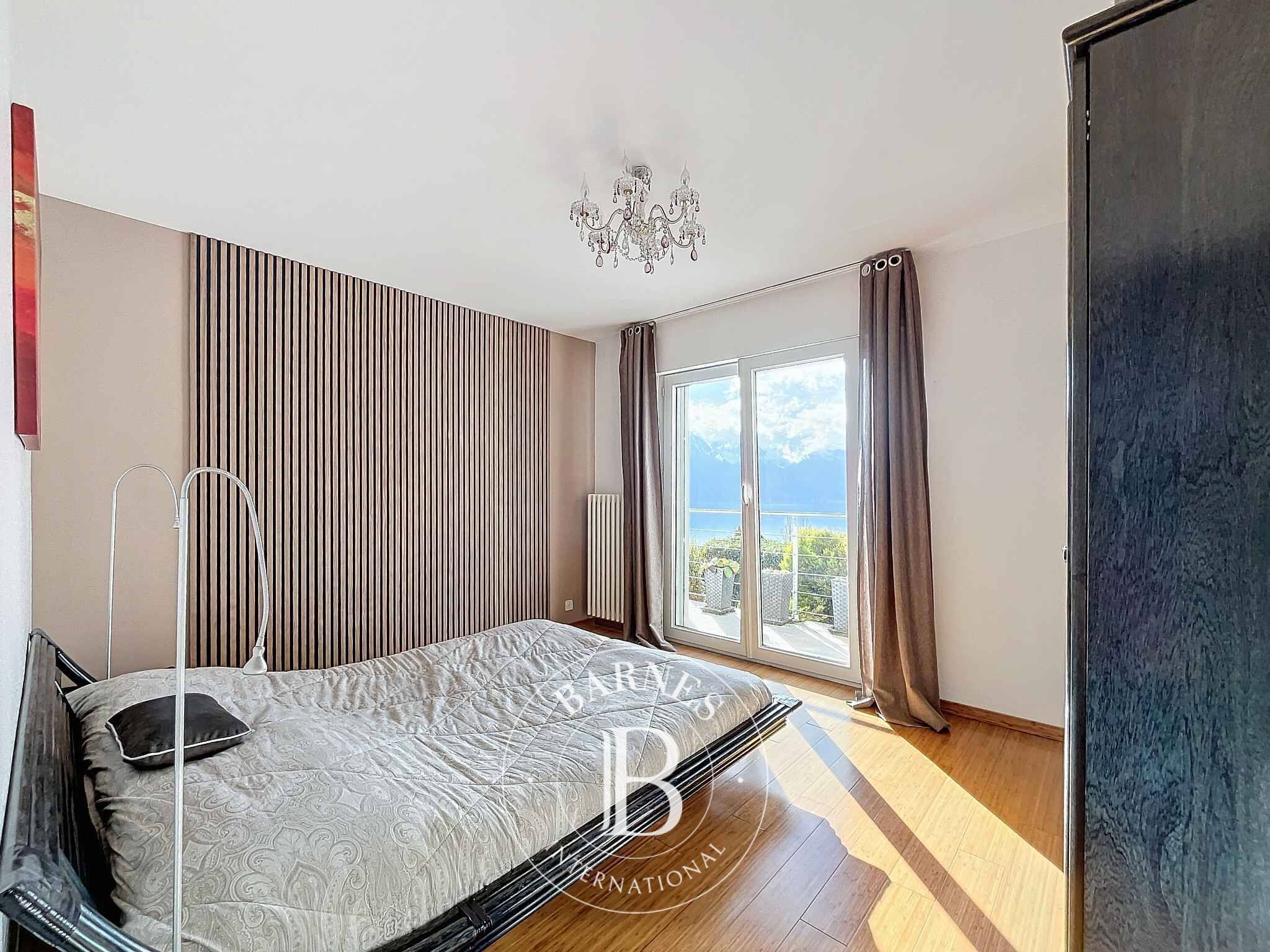 Villa Montreux - picture 10