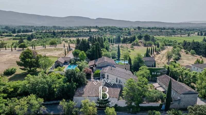 L'ISLE SUR LA SORGUE-18th CENTURY HAMLET-SWIMMING POOLS