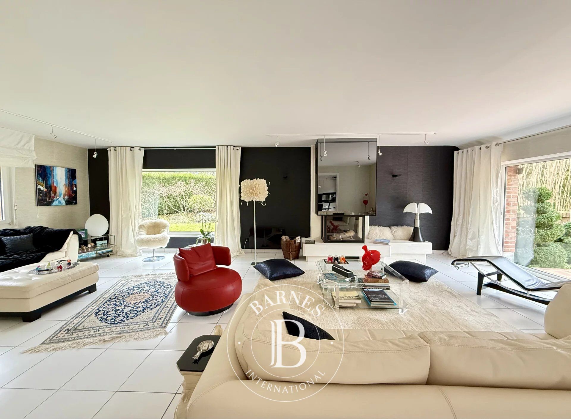 Casa unifamiliar - picture 1