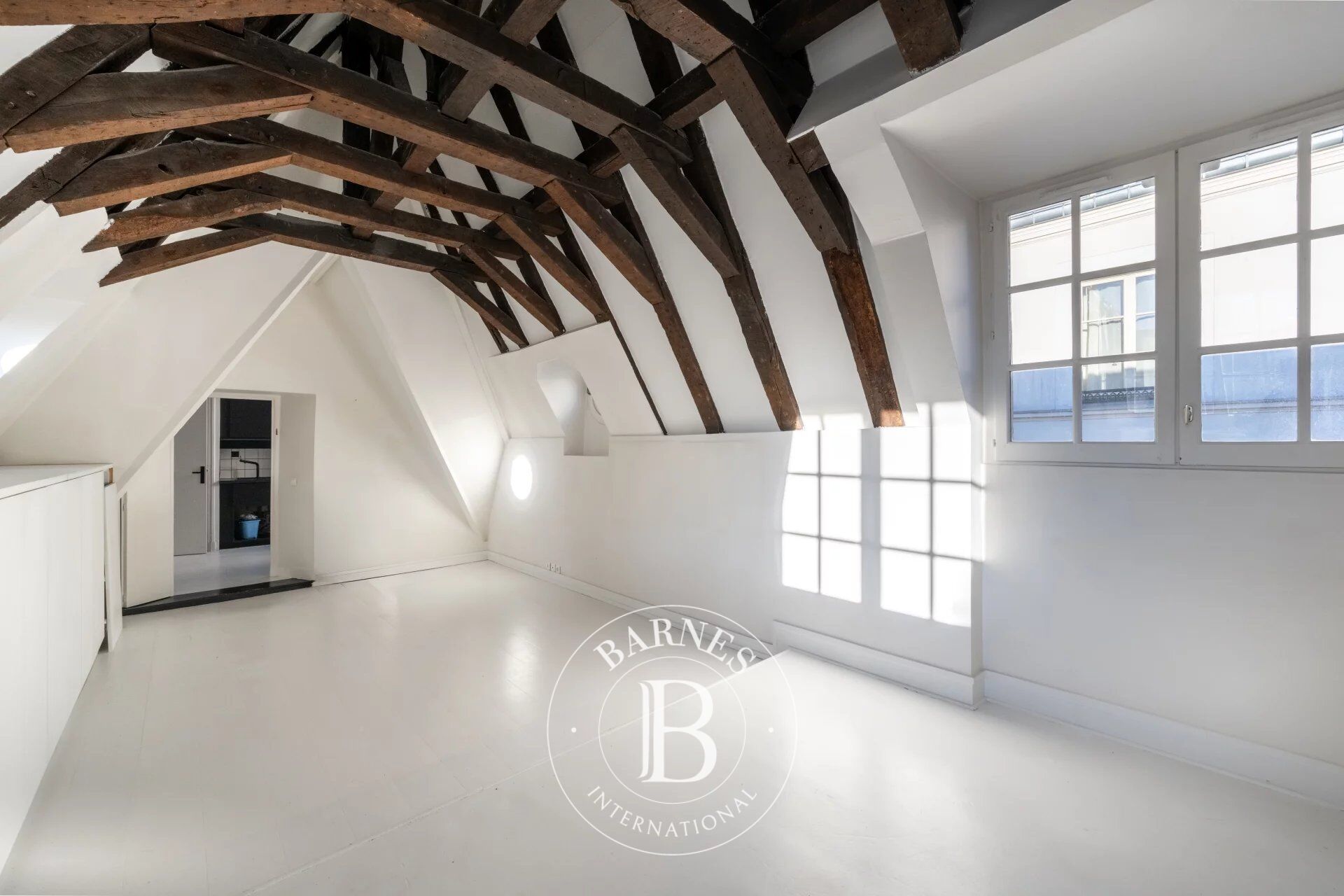 Piso Paris 3ème - picture 3